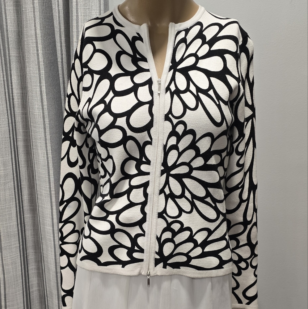 1009 Talbots Petites SP Front Zip Cotton Cardigan Sweater Black & White Jacket